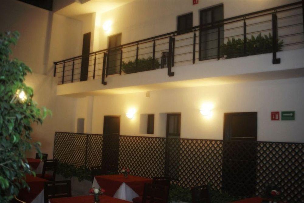 Hotel Real San Juan Морелия Экстерьер фото