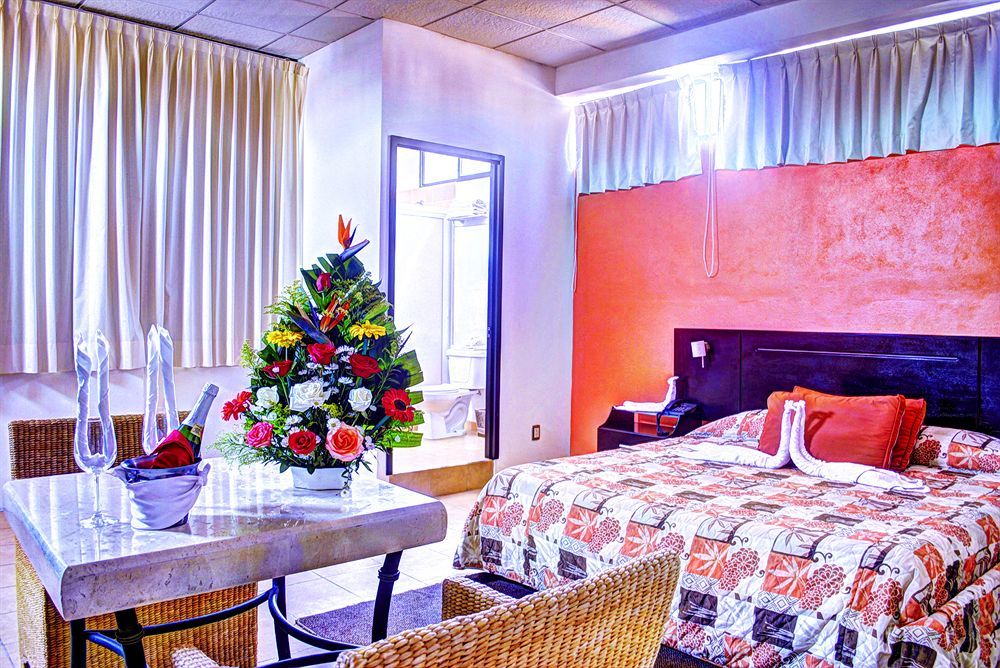 Hotel Real San Juan Морелия Экстерьер фото