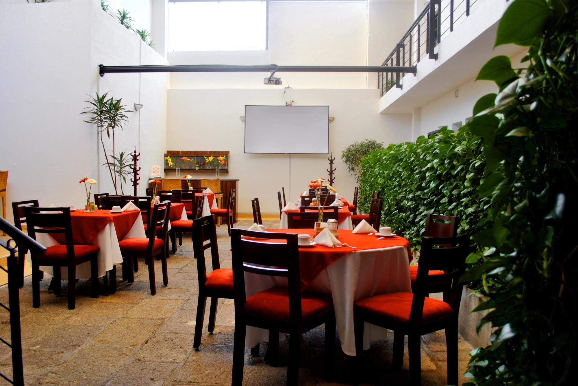 Hotel Real San Juan Морелия Экстерьер фото