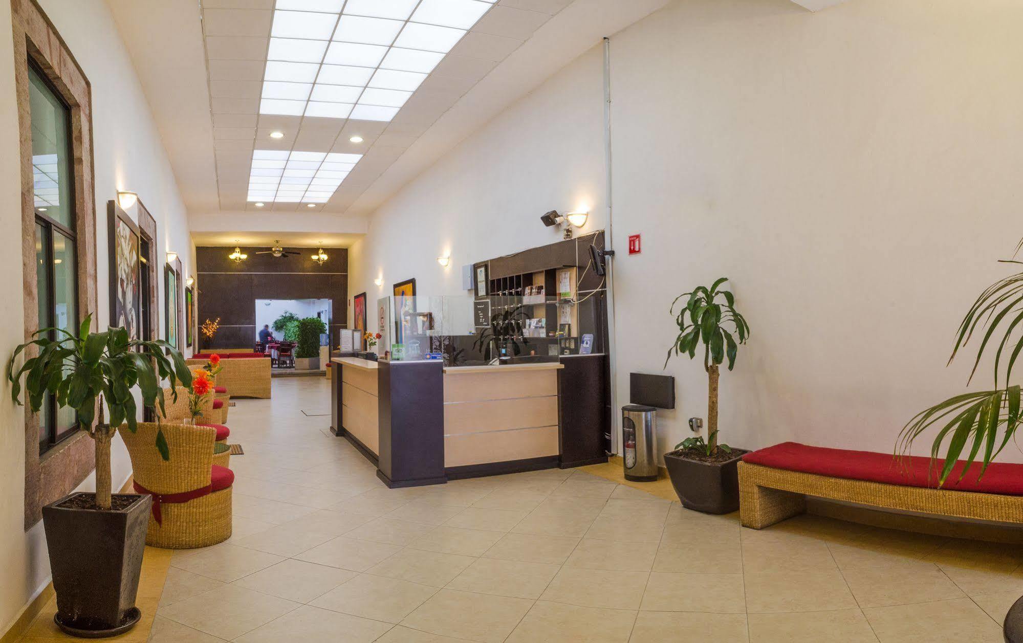 Hotel Real San Juan Морелия Экстерьер фото